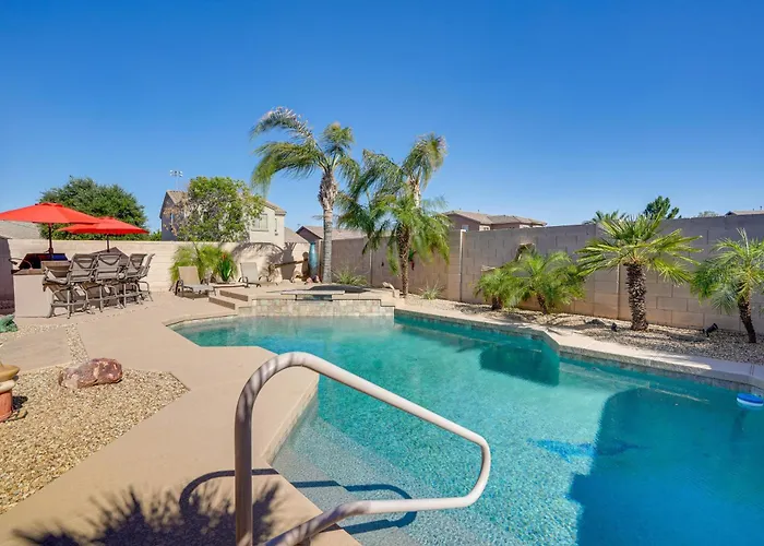 Сasa de vacaciones Surprise Home W/ Pool & Hot Tub! *