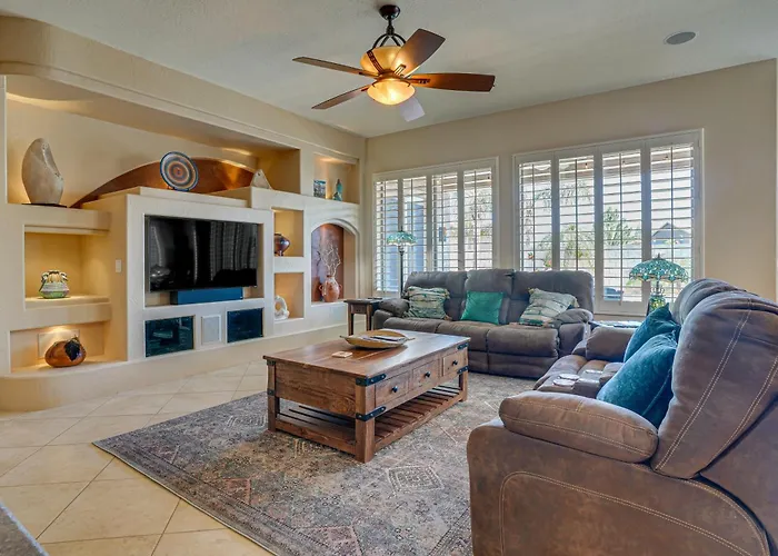 Surprise Home W/ Pool & Hot Tub! Surprise