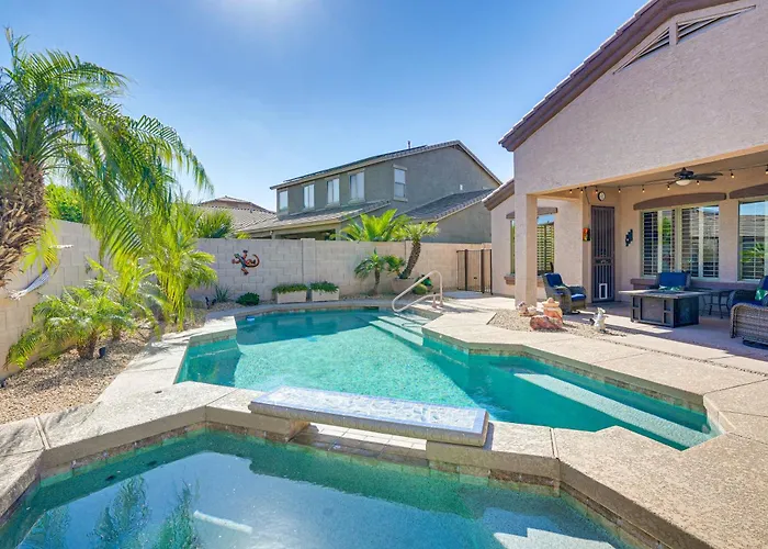 Сasa de vacaciones Surprise Home W/ Pool & Hot Tub! *